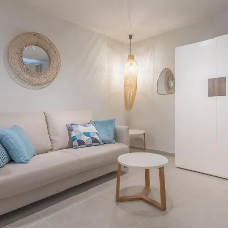 Lägenhet Exclusive Design Loft With Air-conditioning 7 Minutes From The