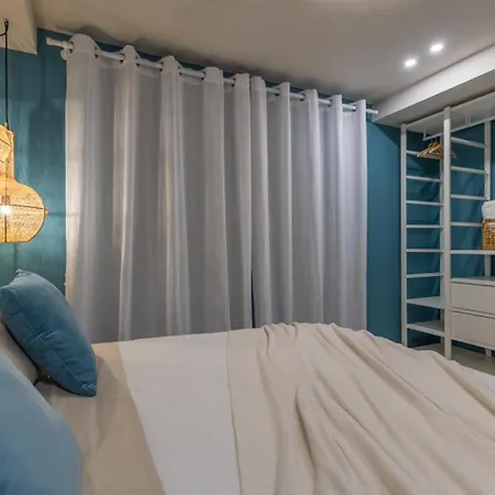 Lägenhet Exclusive Design Loft With Air-conditioning 7 Minutes From The