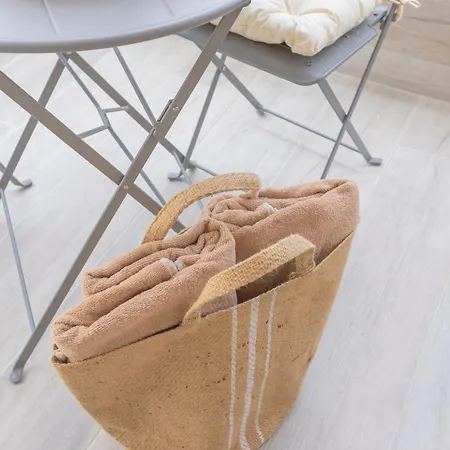 Exclusive Design Loft With Air-conditioning 7 Minutes From The